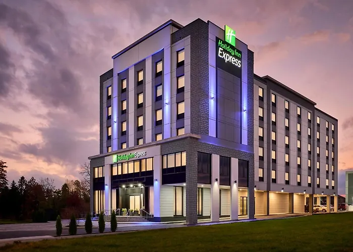 Holiday Inn Express Hamilton - Upper James By Ihg