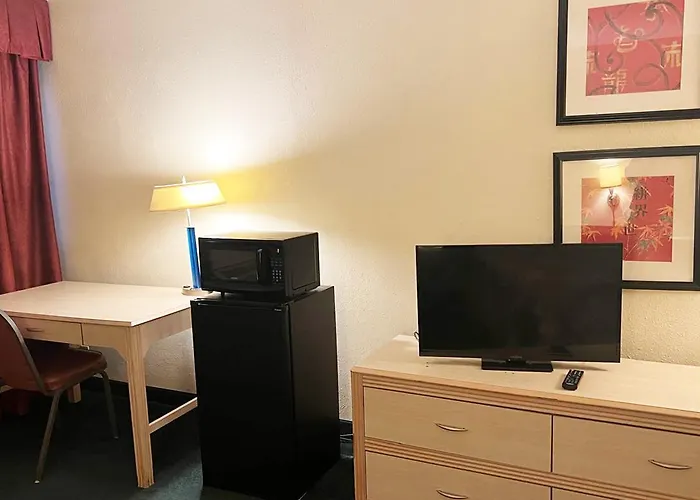Blue Way Inn & Suites La Crosse