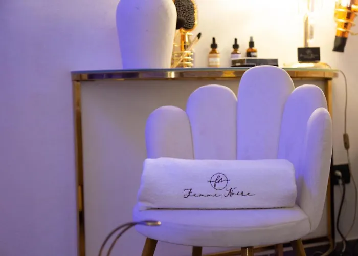 Femme Noir Luxury Spa Experience