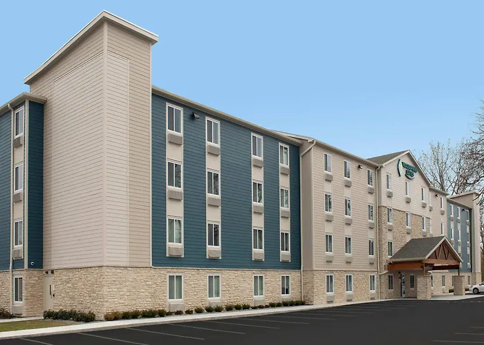 Woodspring Suites Kansas City Airport