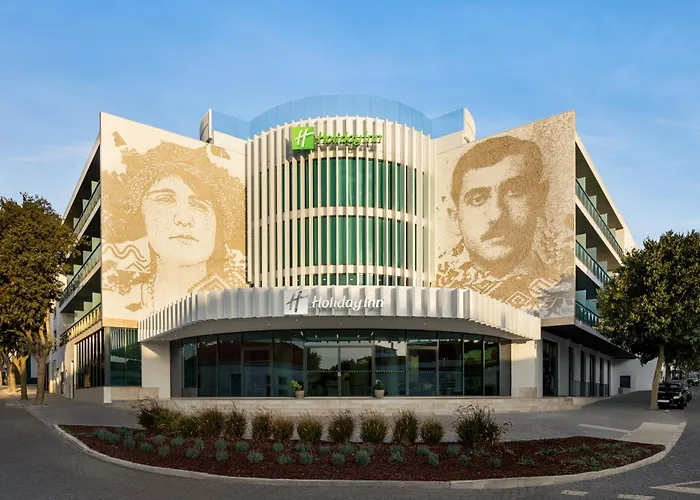 Holiday Inn By Ihg