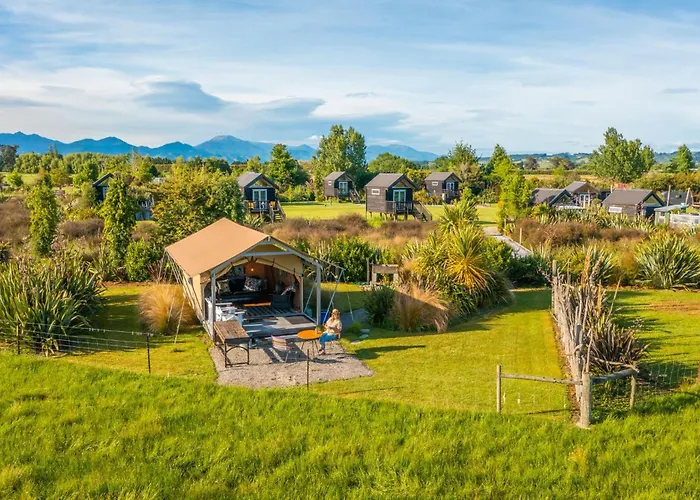 Appleby House & Rabbit Island Huts
