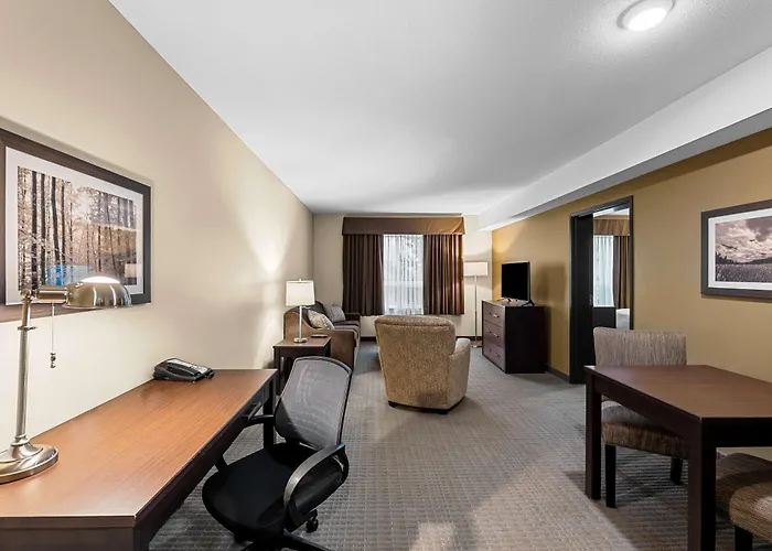 Best Western Plus Lacombe Inn And Suites