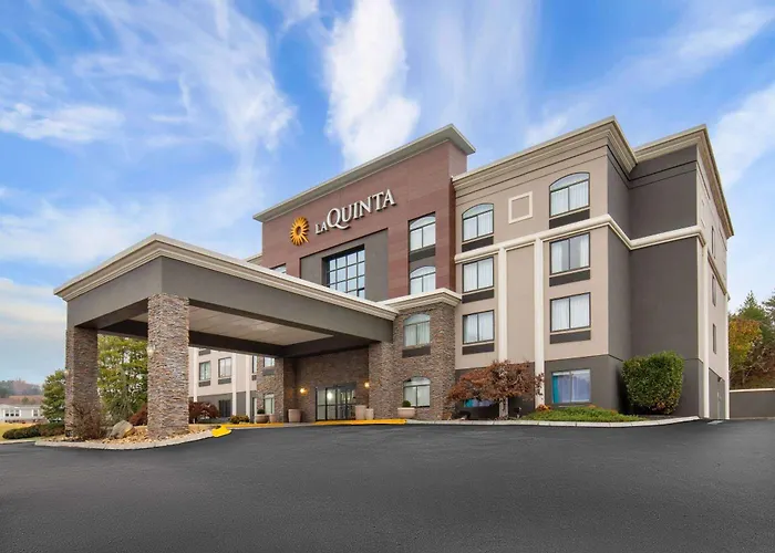 La Quinta By Wyndham / Kodak