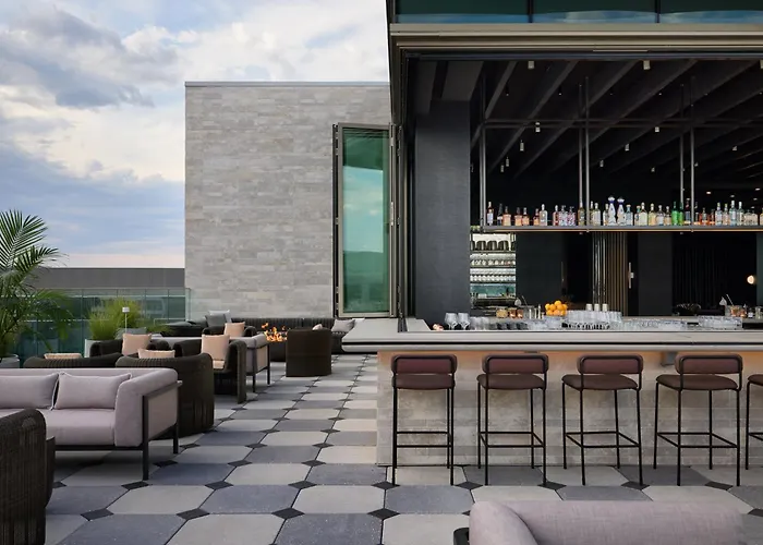 Kimpton Claret Hotel By Ihg
