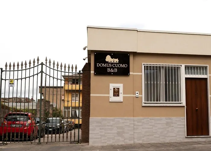 Domus Cuomo B&B