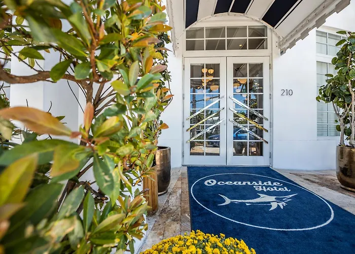 Oceanside And Suites