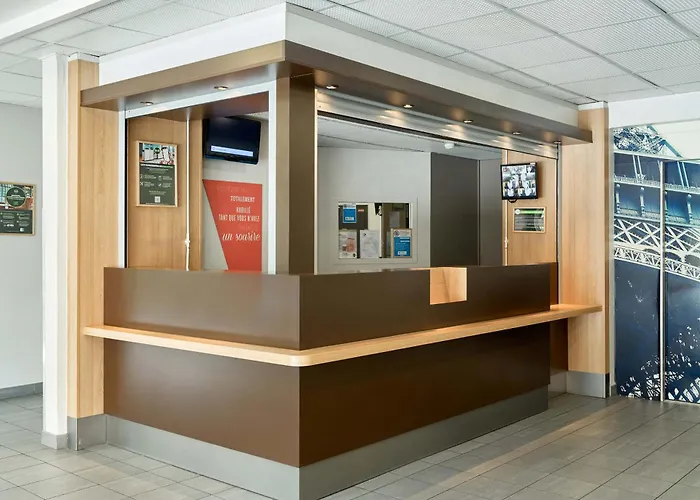 B&B HOTEL Orly Rungis Aéroport