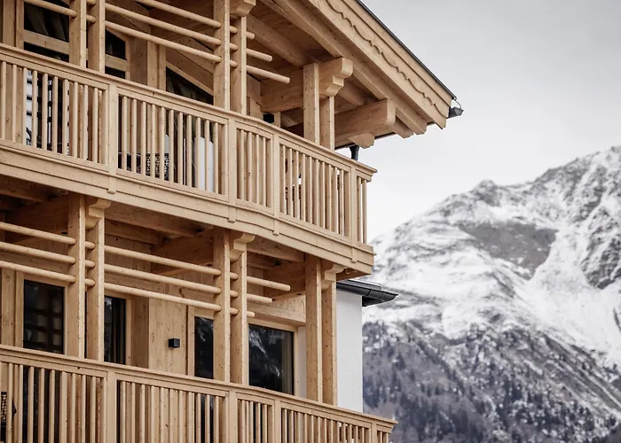 Leni Mountain Lodge