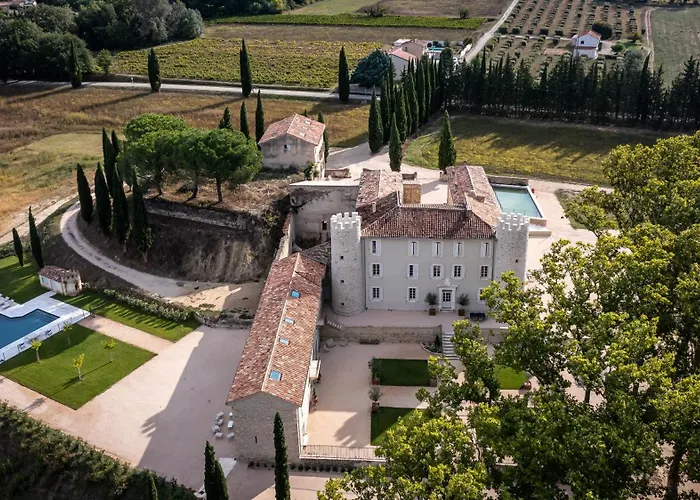 Chateau De Taulignan