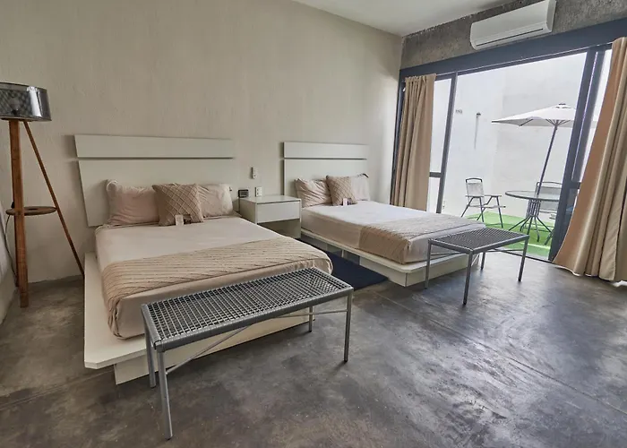 Aura B&B