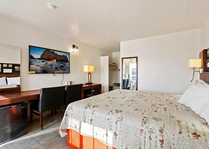 Temple View Inn