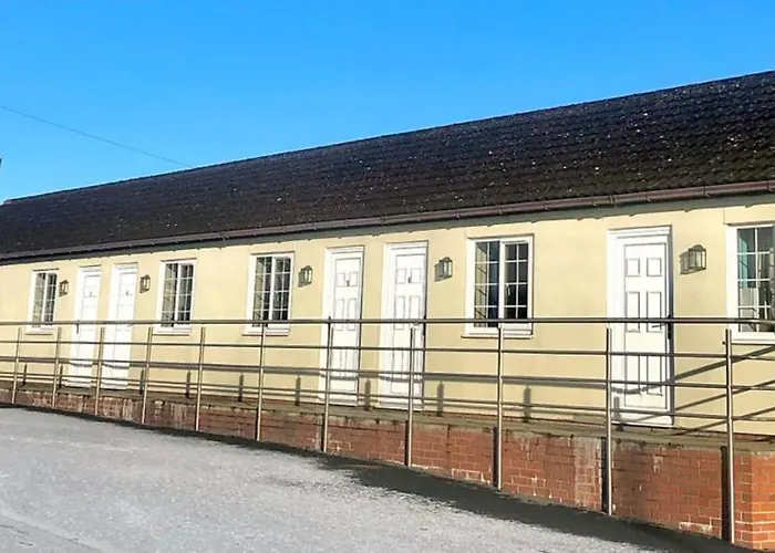Manor Inn Pub And Steakhouse, Fridaythorpe, Driffield