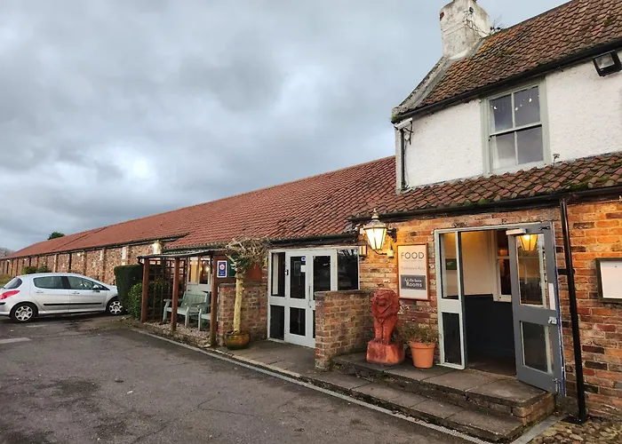 Red Lion Inn & Motel
