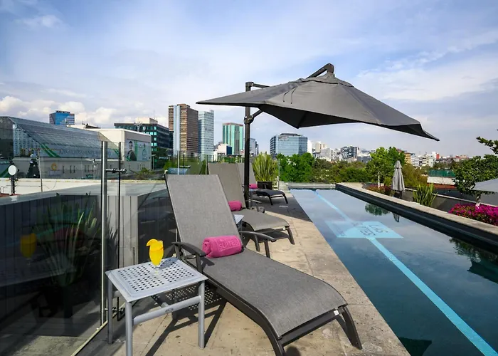 Las Suites Campos Eliseos México DF