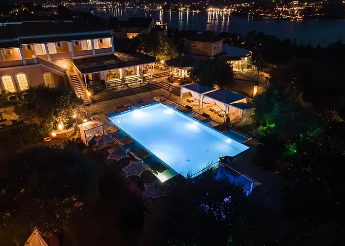 Nefeli Hotel Kommeno 