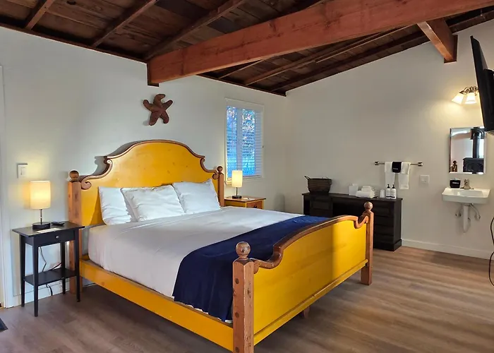 Inn At Schoolhouse Creek