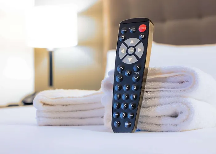 Drury Inn & Suites