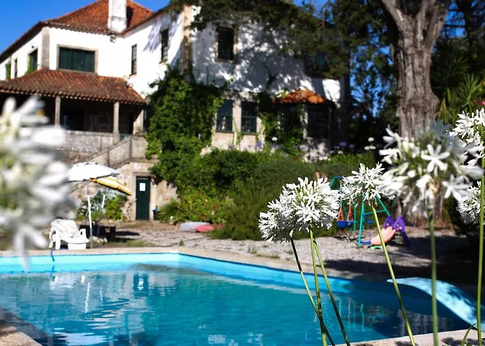 Lugar Da Pedra Alta - B&B - Private Historical Villa