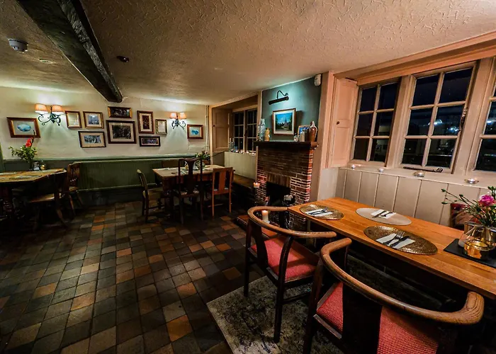 The Rose & Crown In Trent