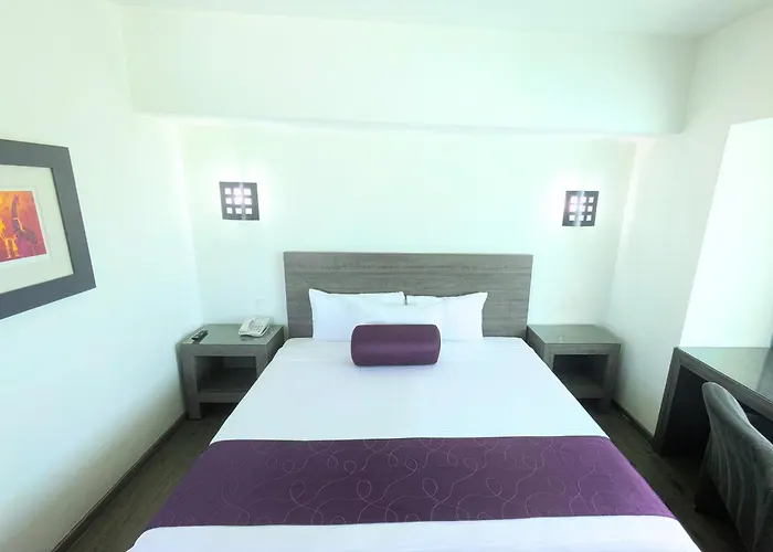 We Hotel Aeropuerto