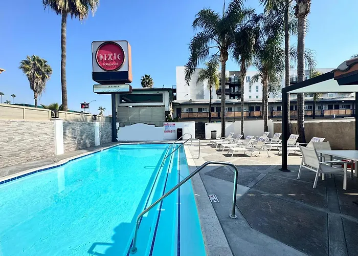 The Dixie Hollywood