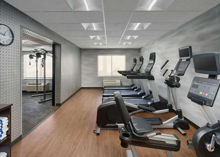 Fairfield By Marriott Inn & Suites Stadium Area