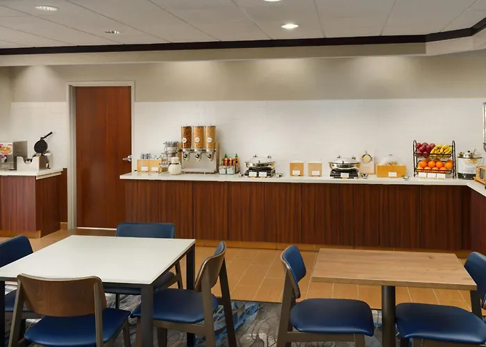 Fairfield By Marriott Inn & Suites Stadium Area