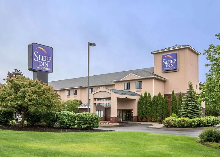 Sleep Inn & Suites Queensbury - Lake George