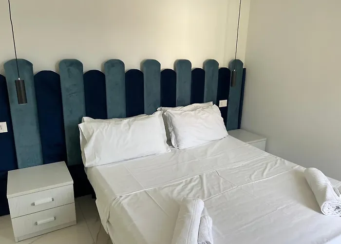 Ninfa Sul Mare Apartments 50 M E T R I dal Mare Best Breakfast&Free Parking