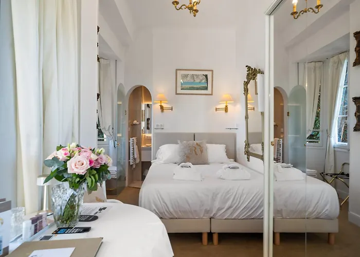 Hotel Le Roquebrune