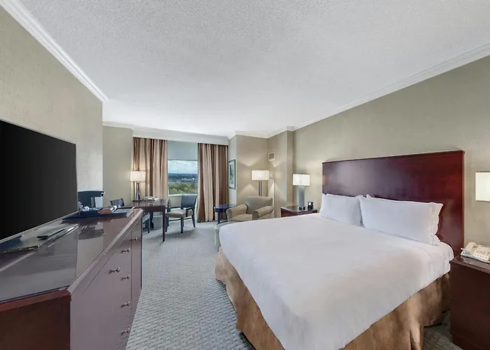 Renaissance Dallas North Hotel