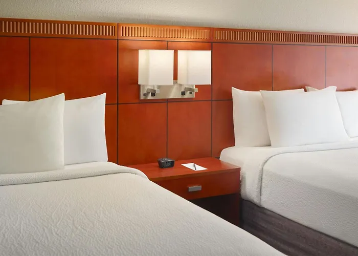 Courtyard By Marriott Atlanta Airport South/Sullivan Road