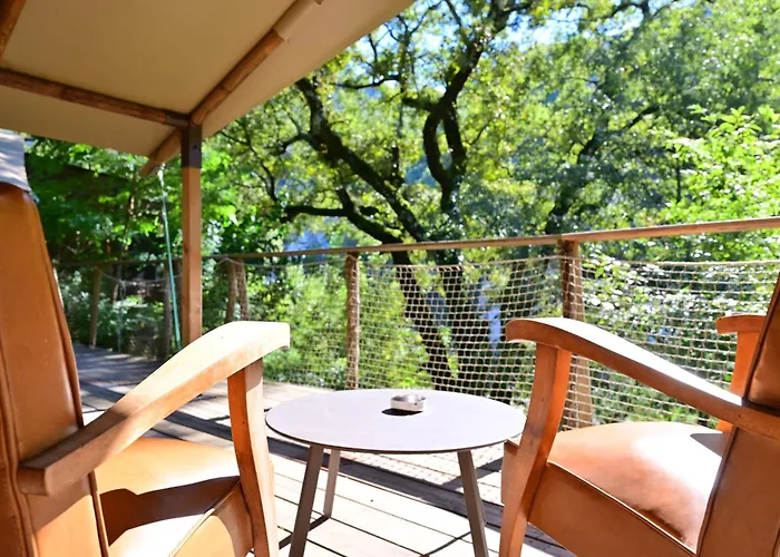 Prehistoric Lodge - Adult Only Vallon-Pont-dʼArc