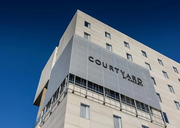 Courtyard By Marriott