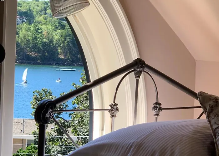 Pebble Bed And Breakfast