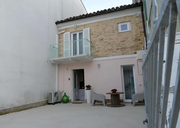 65012 House