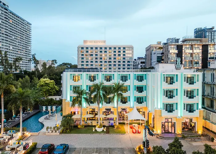 Wave Hotel Pattaya