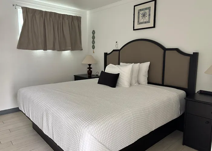 Holiday Isles Resort
