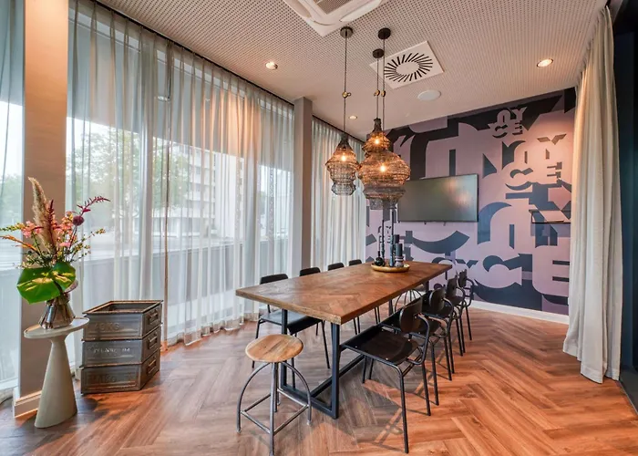 Vienna House Easy By Wyndham City