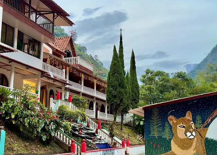 Los Pinos EcoHotel