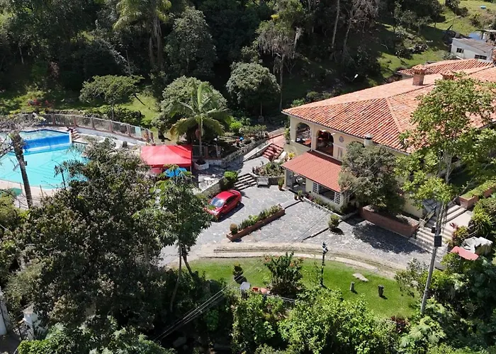 Hotel California Pacho
