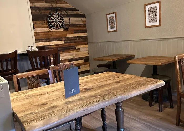 The Old Ship Inn Lowdham