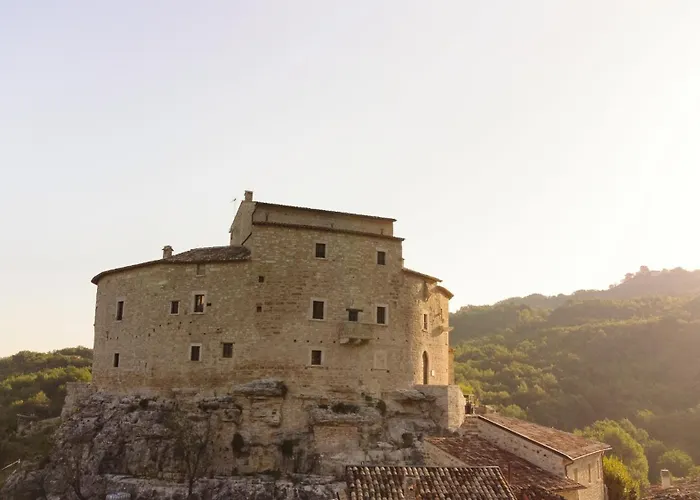 Hotel Castel Di Luco Acquasanta Terme