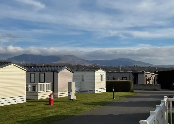 Snowdon View, White Tower Holiday Park Llanwnda 