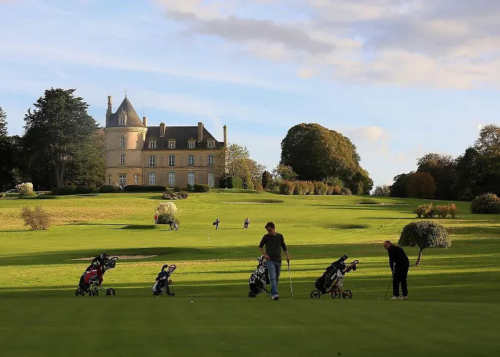 Château de Boisgelin - Hôtel&Restaurant Mathieu Kergourlay Pléhédel