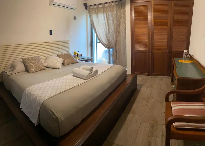Ocean View PLAYA DEL NIÑO Rooms&Apartments