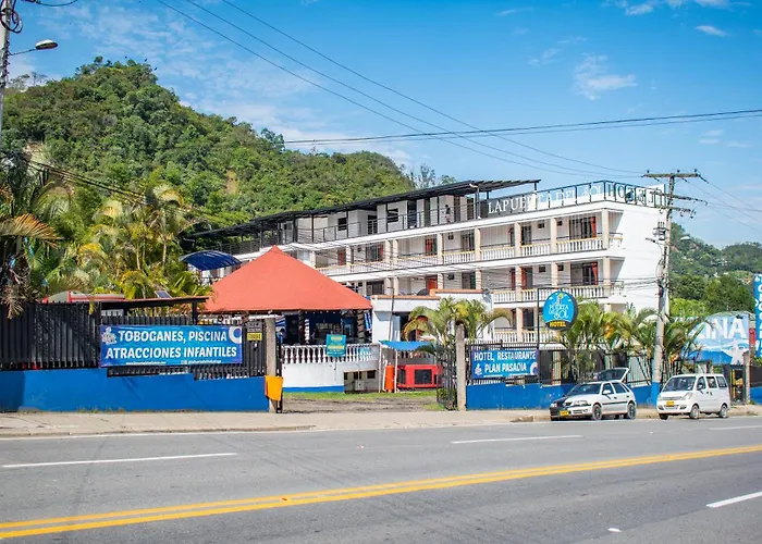 Hotel La Puerta Del Sol La Vega 