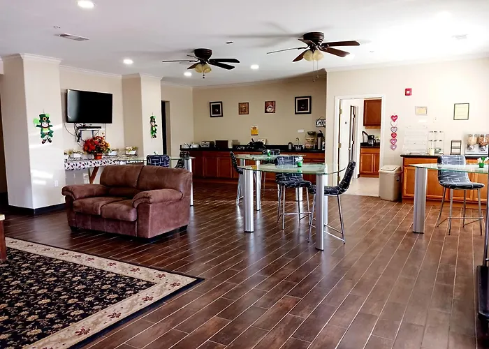 Yorktown Inn And Suites
