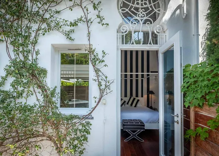 La Villa Mauresque Saint-Raphael 